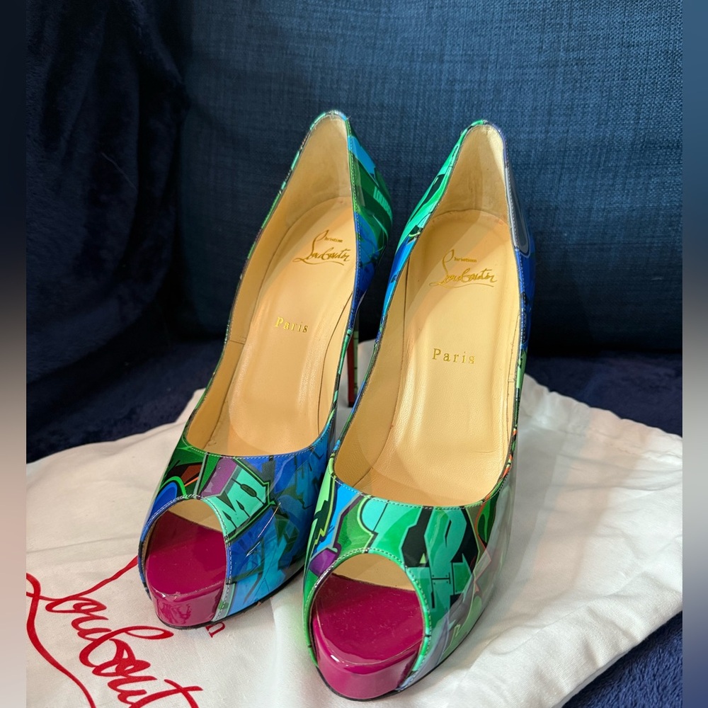 Christian Louboutin Graffiti Print Peep-Toe Pumps - Size 40